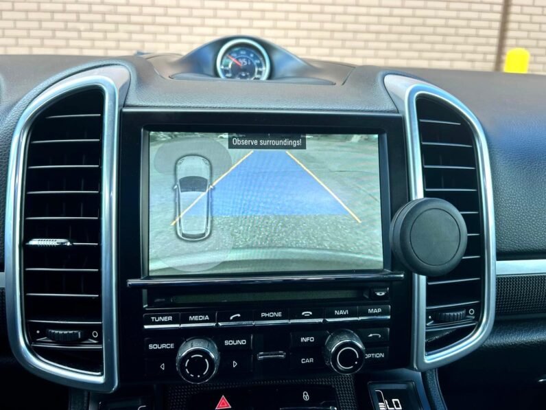 
								2013 Porsche Cayenne GTS AWD SUV full									