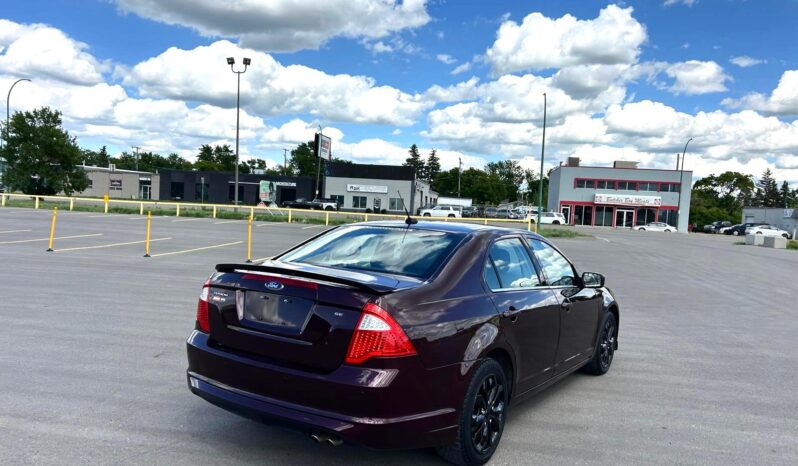 
								2011 Ford Fusion SEL Sedan full									