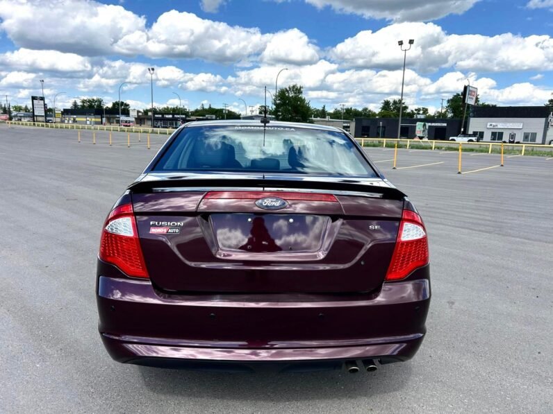
								2011 Ford Fusion SEL Sedan full									