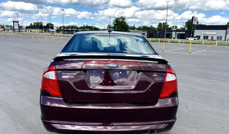 
								2011 Ford Fusion SEL Sedan full									