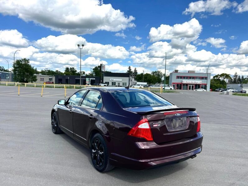 
								2011 Ford Fusion SEL Sedan full									