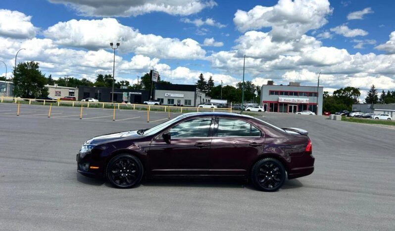
								2011 Ford Fusion SEL Sedan full									
