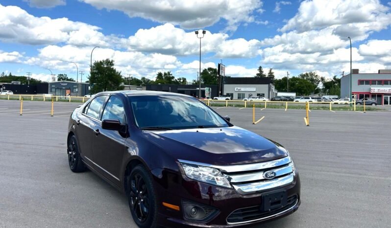 
								2011 Ford Fusion SEL Sedan full									