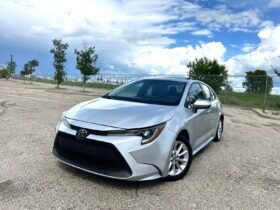 2020 Toyota Corolla LE Sedan