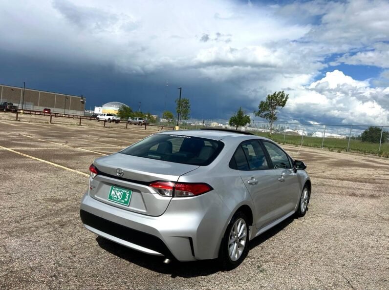 
								2020 Toyota Corolla LE Sedan full									