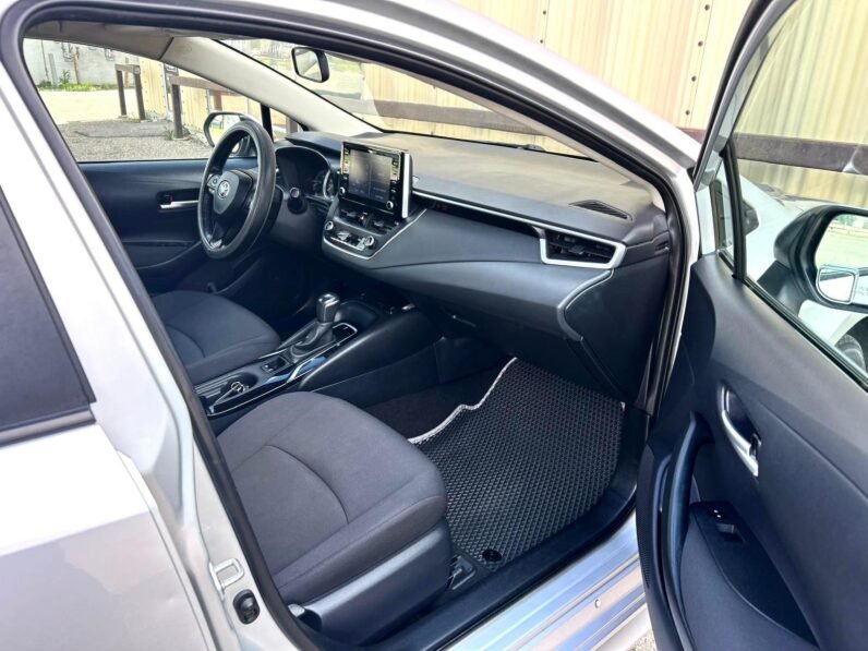 
								2020 Toyota Corolla LE Sedan full									