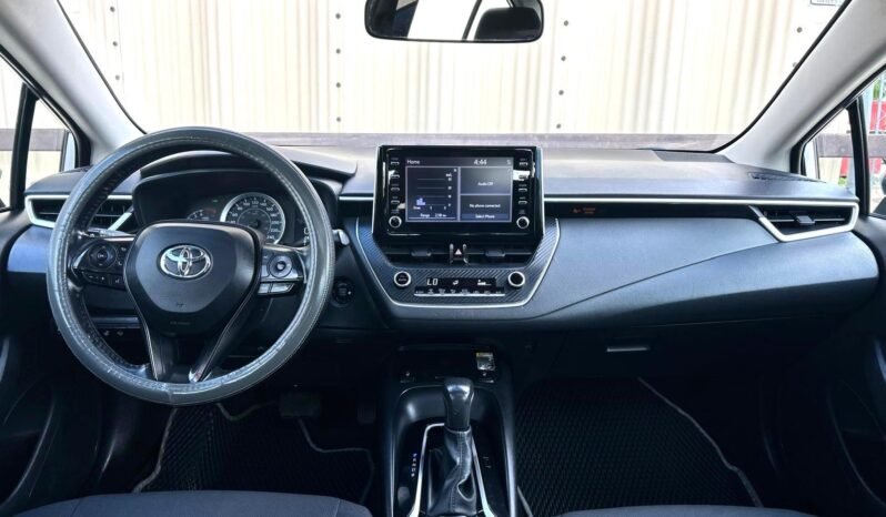 
								2020 Toyota Corolla LE Sedan full									