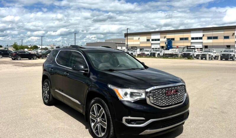 
								2018 GMC Acadia Denali AWD SUV. full									