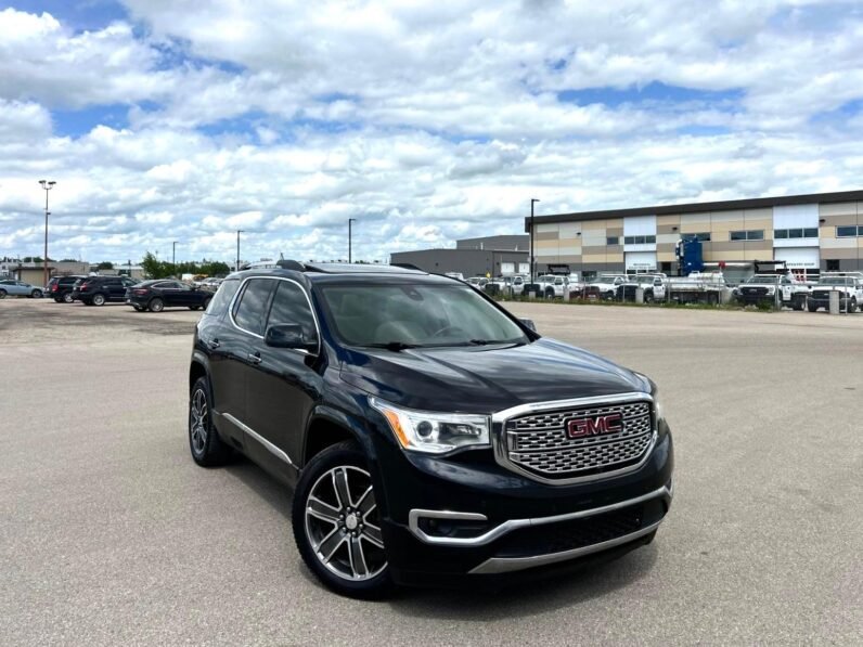 
								2018 GMC Acadia Denali AWD SUV. full									