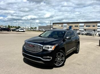 2018 GMC Acadia Denali AWD SUV.