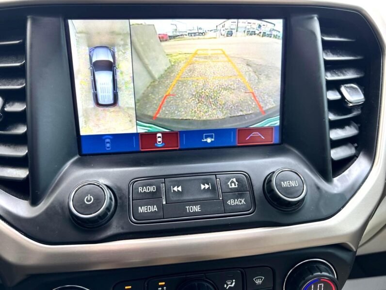 
								2018 GMC Acadia Denali AWD SUV. full									