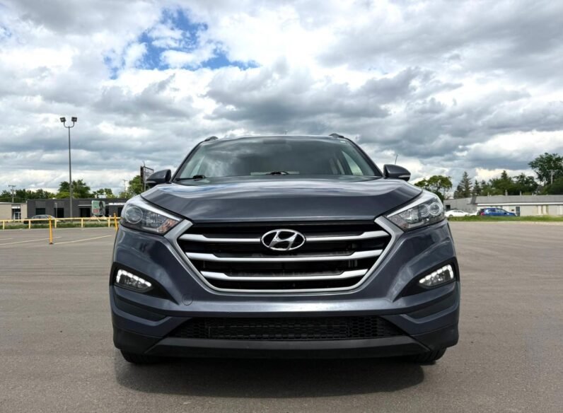 
								2018 Hyundai Tucson Limited AWD SUV full									