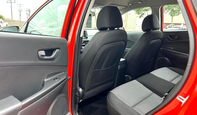 
								2020 Hyundai Kona Essential Hatchback full									