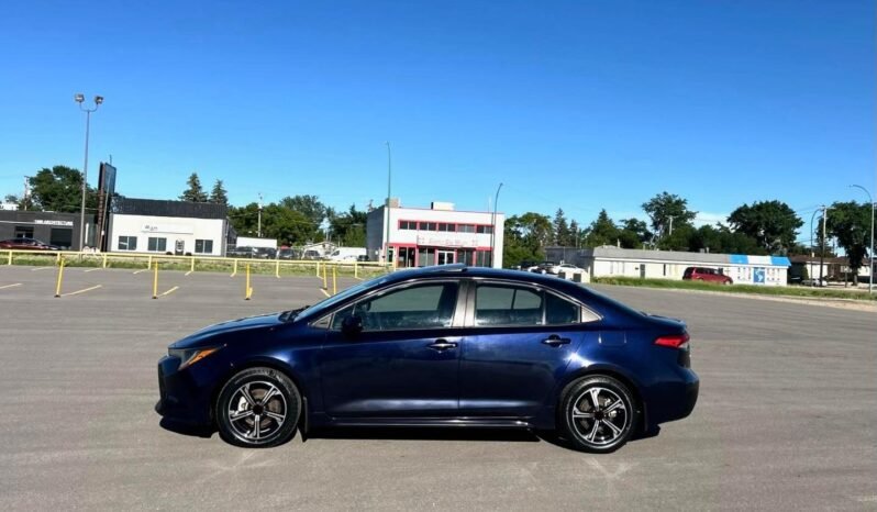 
								2022 Toyota Corolla LE Sedan full									