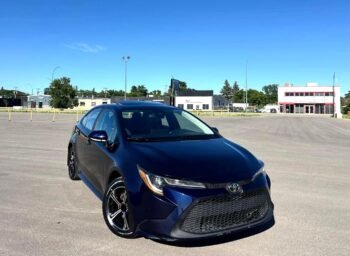 2022 Toyota Corolla LE Sedan