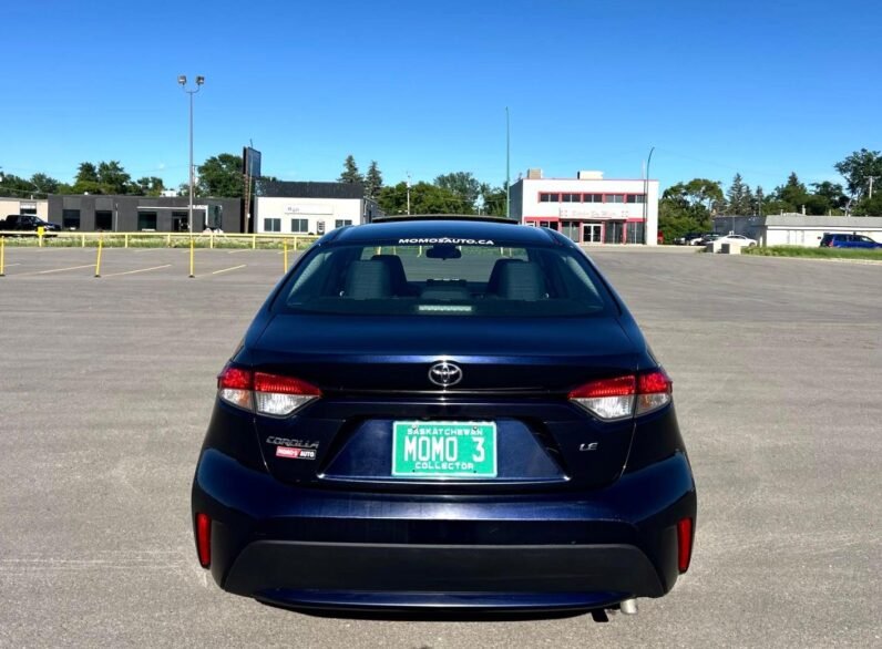 
								2022 Toyota Corolla LE Sedan full									