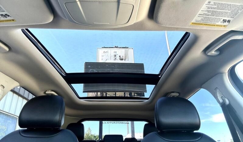 
								2018 Ford Edge SEL AWD SUV full									