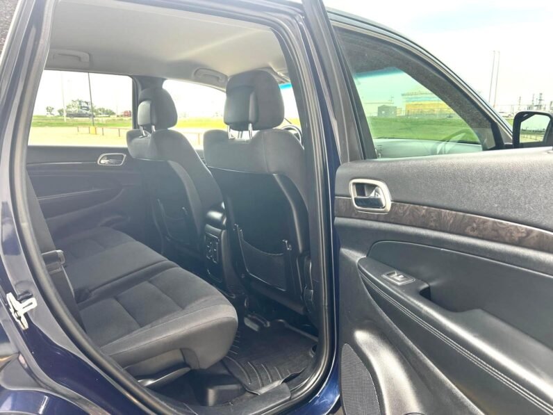 
								2013 Jeep Grand Cherokee Laredo 4×4 SUV full									
