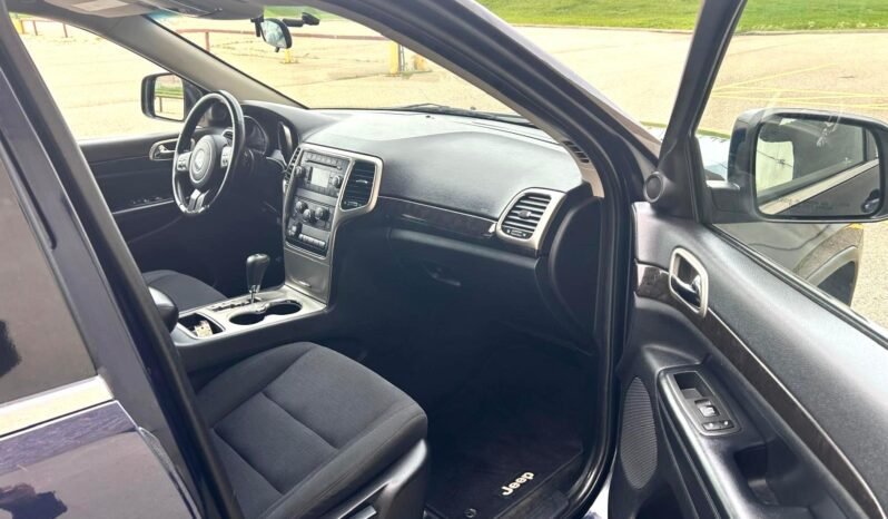 
								2013 Jeep Grand Cherokee Laredo 4×4 SUV full									