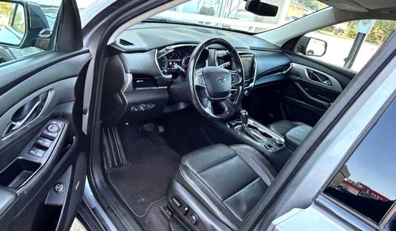 
								2020 Chevrolet Traverse RS AWD SUV full									