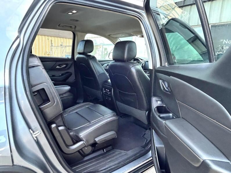 
								2020 Chevrolet Traverse RS AWD SUV full									