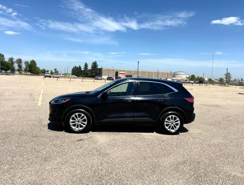 
								2020 Ford Escape SE AWD SUV full									
