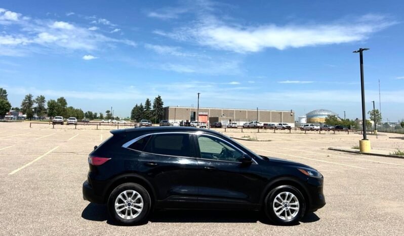 
								2020 Ford Escape SE AWD SUV full									