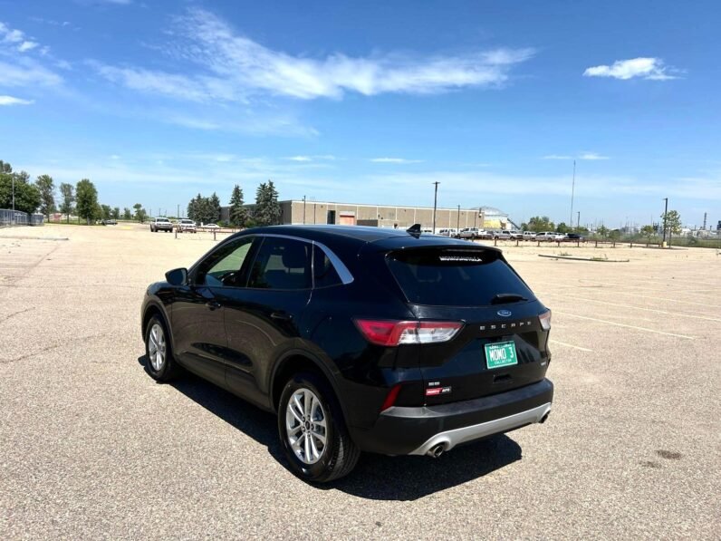 
								2020 Ford Escape SE AWD SUV full									