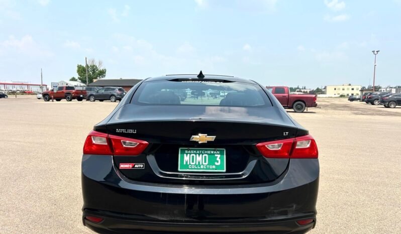 
								2017 Chevrolet Malibu Premier Sedan full									