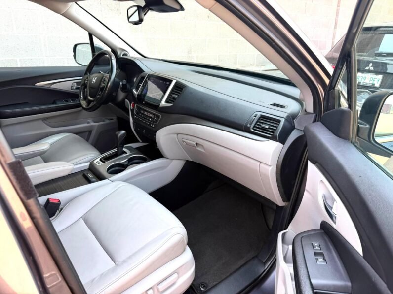 
								2016 Honda Pilot EX-L AWD SUV full									