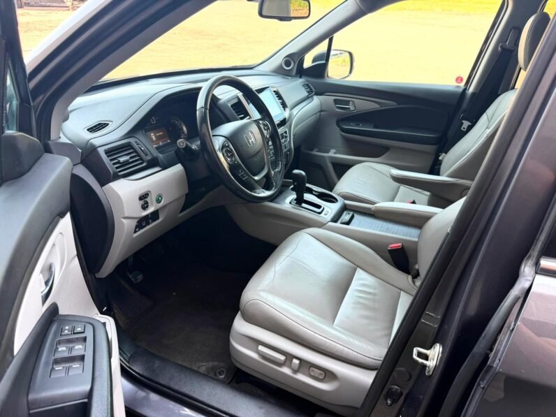 
								2016 Honda Pilot EX-L AWD SUV full									