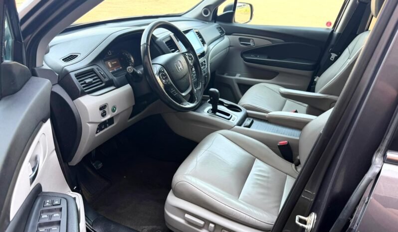 
								2016 Honda Pilot EX-L AWD SUV full									