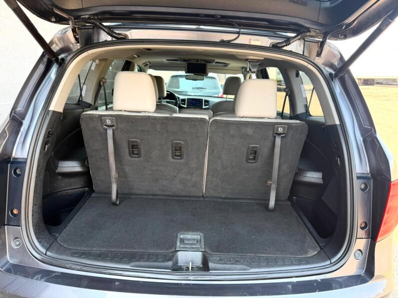 
								2016 Honda Pilot EX-L AWD SUV full									