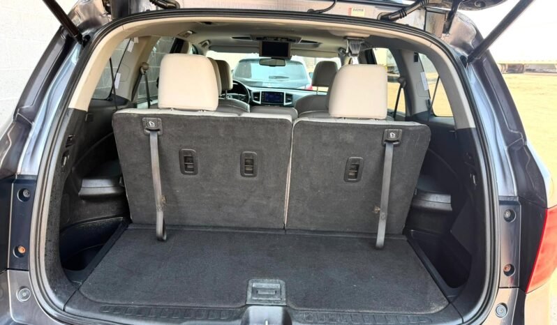 
								2016 Honda Pilot EX-L AWD SUV full									