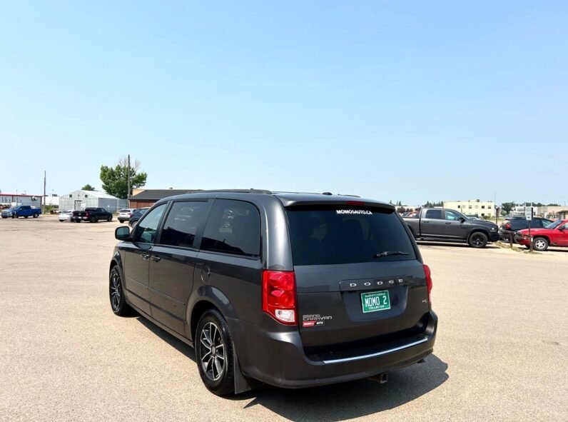 
								2016 Dodge Grand Caravan R/T Minivan full									