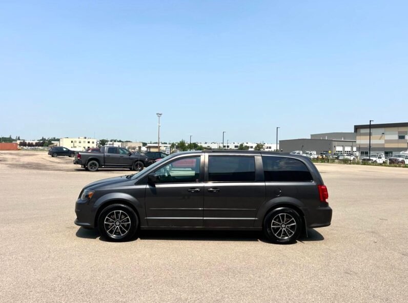 
								2016 Dodge Grand Caravan R/T Minivan full									