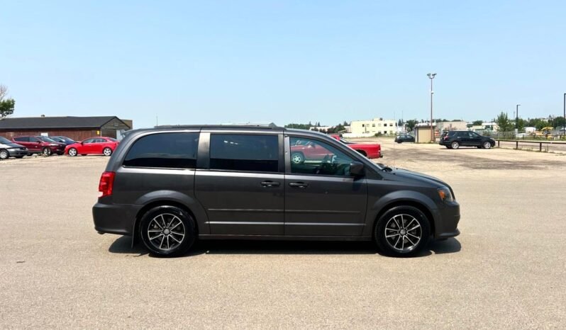 
								2016 Dodge Grand Caravan R/T Minivan full									