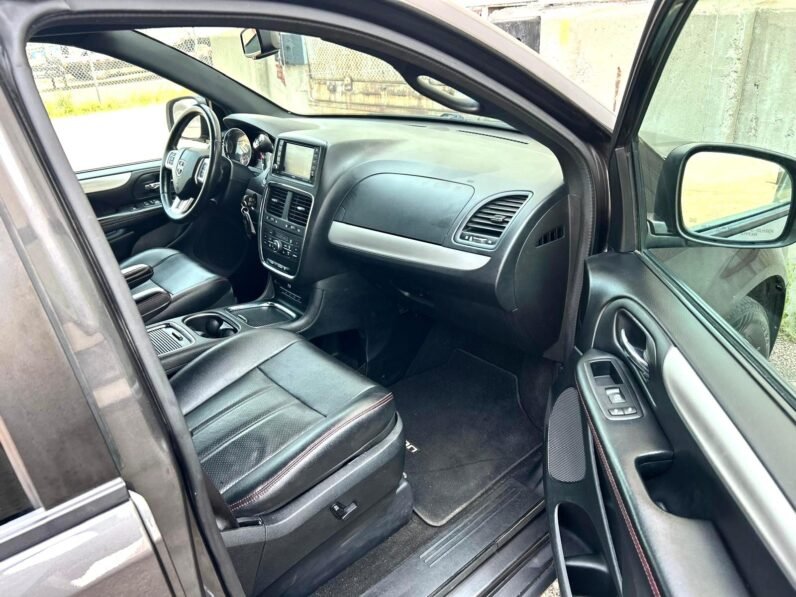 
								2016 Dodge Grand Caravan R/T Minivan full									