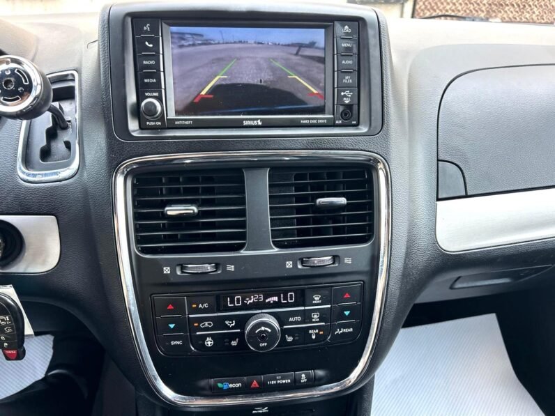 
								2016 Dodge Grand Caravan R/T Minivan full									