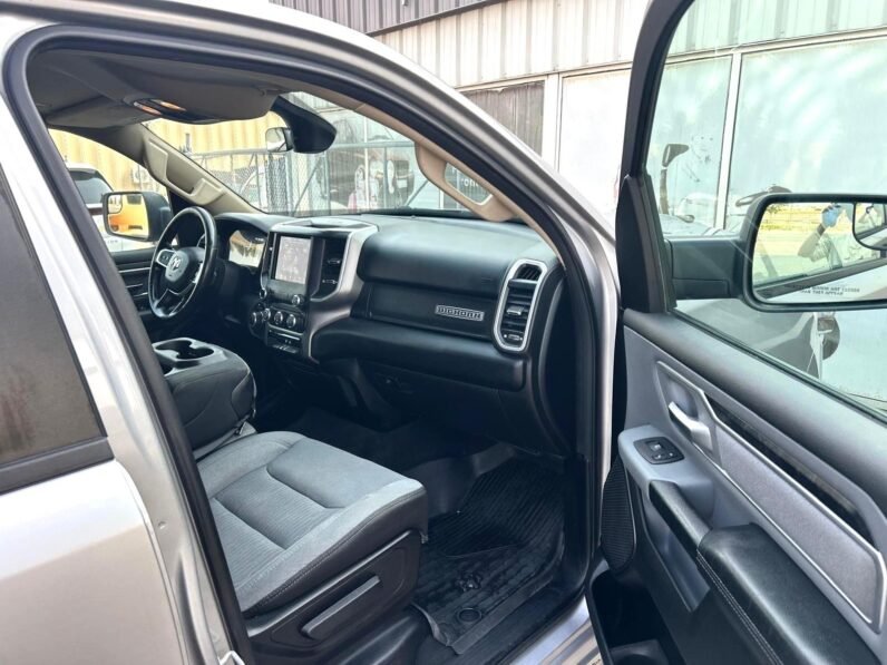 
								2019 Dodge Ram 1500 BigHorn Crewcab 4×4 Pickup Truck full									