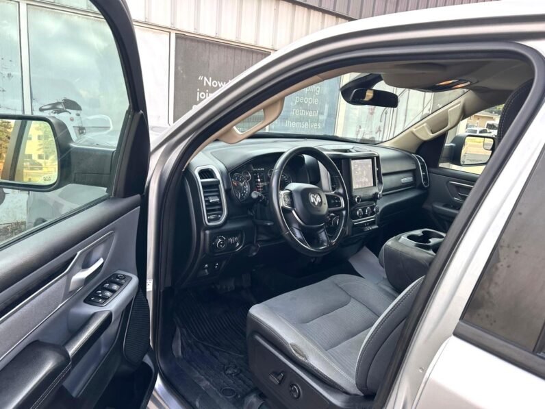 
								2019 Dodge Ram 1500 BigHorn Crewcab 4×4 Pickup Truck full									