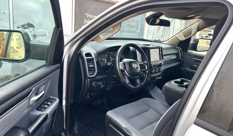 
								2019 Dodge Ram 1500 BigHorn Crewcab 4×4 Pickup Truck full									