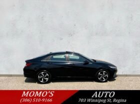 2023 Hyundai Elantra Luxury Sedan