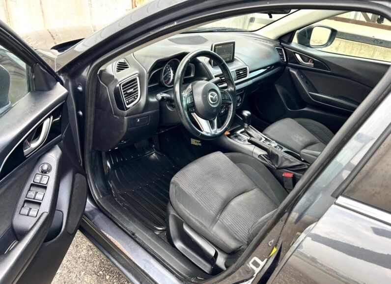 
								2015 Mazda3 Skyactiv Sedan full									