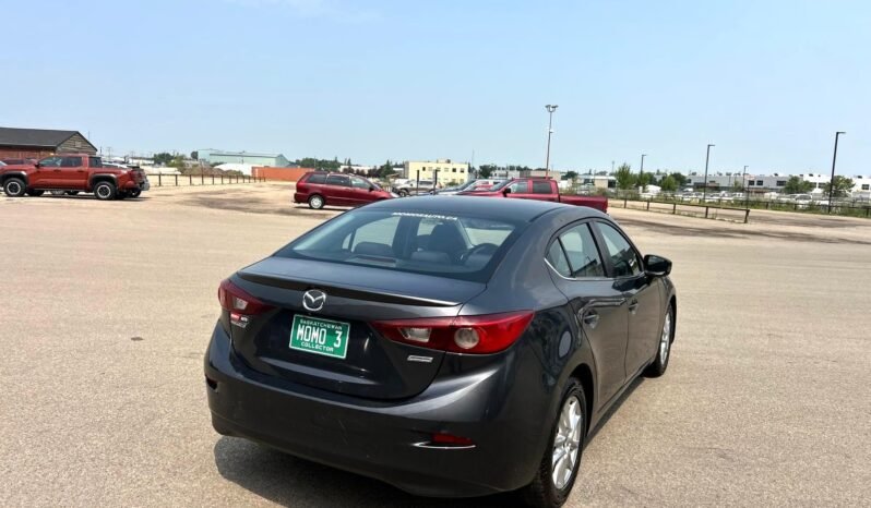 
								2015 Mazda3 Skyactiv Sedan full									