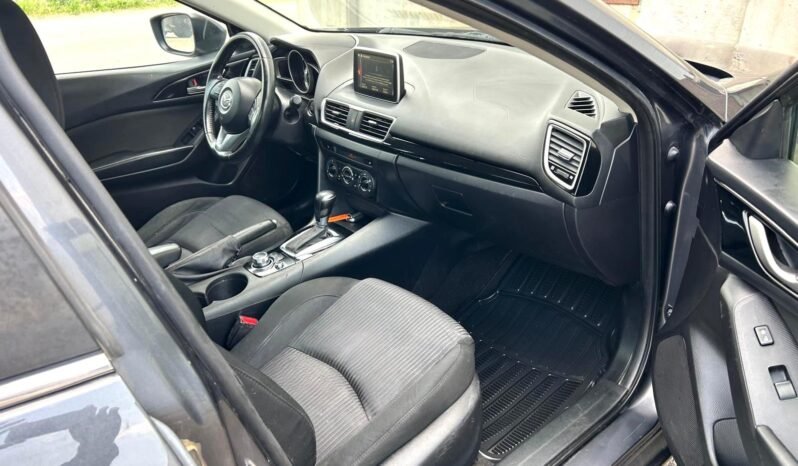
								2015 Mazda3 Skyactiv Sedan full									