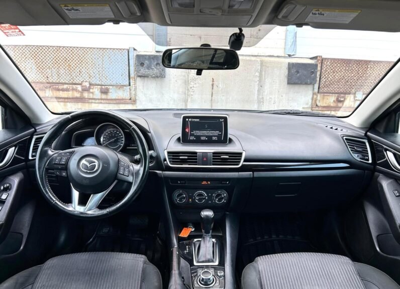
								2015 Mazda3 Skyactiv Sedan full									
