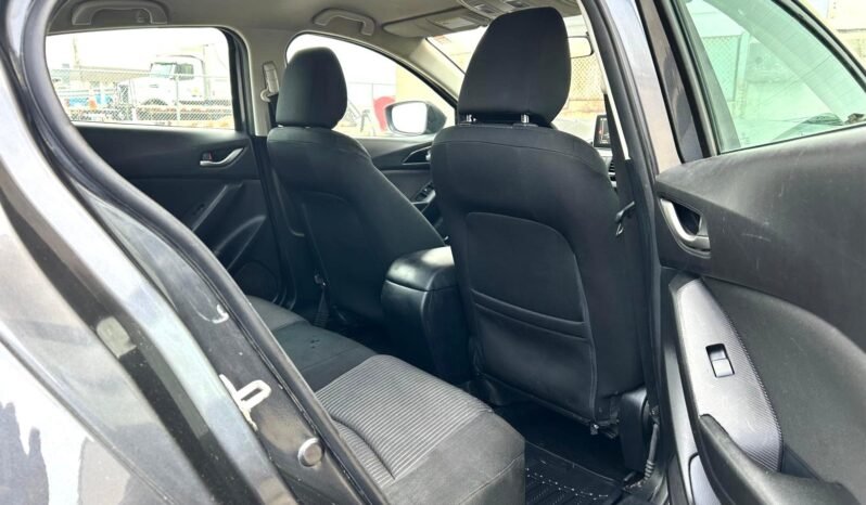 
								2015 Mazda3 Skyactiv Sedan full									