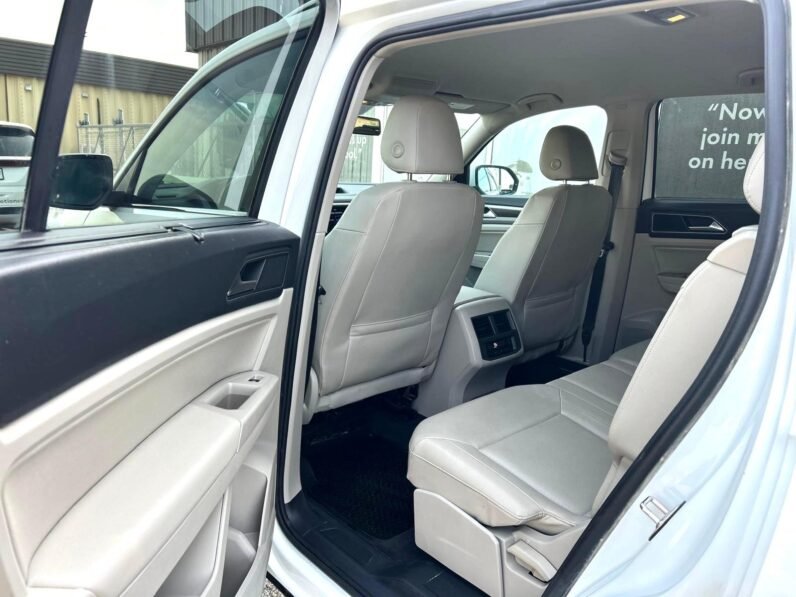 
								2019 Volkswagen Atlas AWD SUV full									