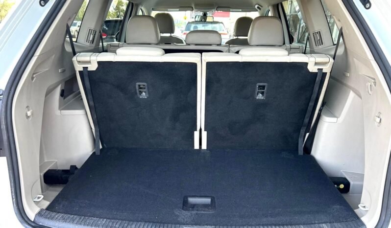 
								2019 Volkswagen Atlas AWD SUV full									